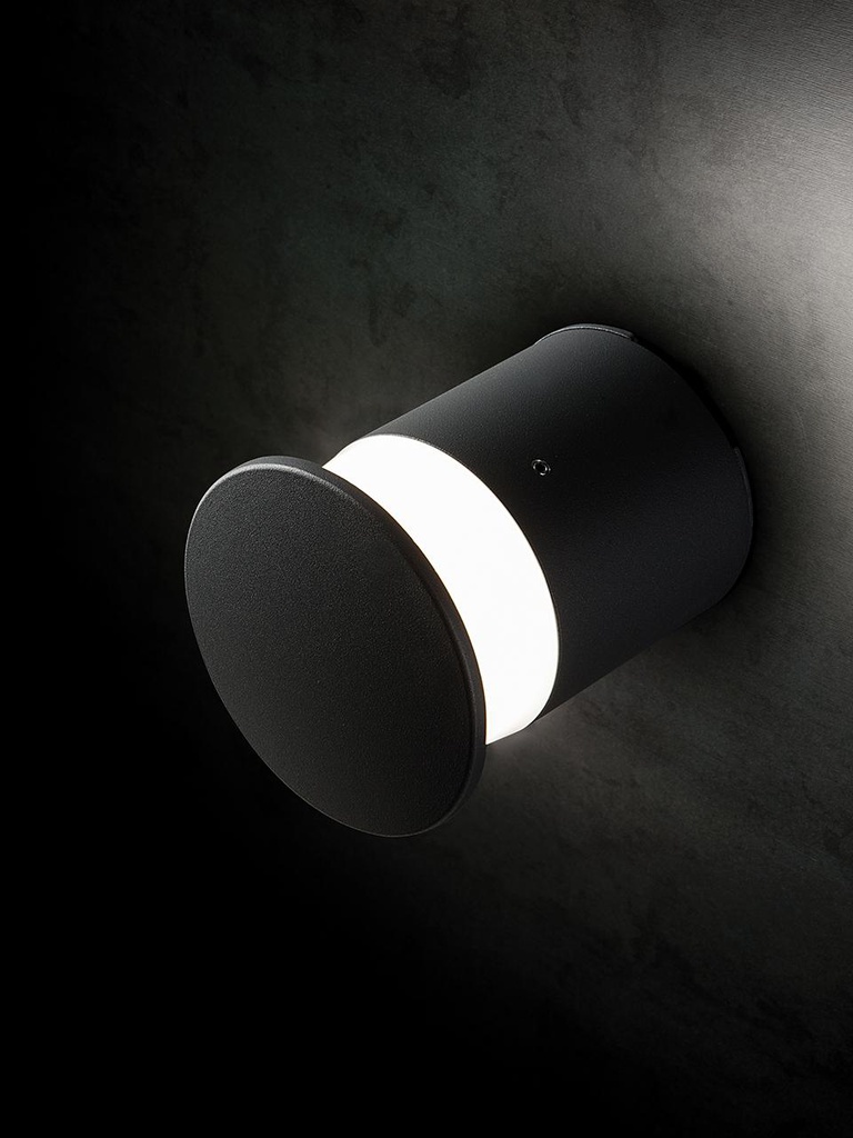 Palo in Alluminio Pressofuso con Diffusore Opalino - Illuminazione LED 9W - Luce Naturale - IP65 caffe'