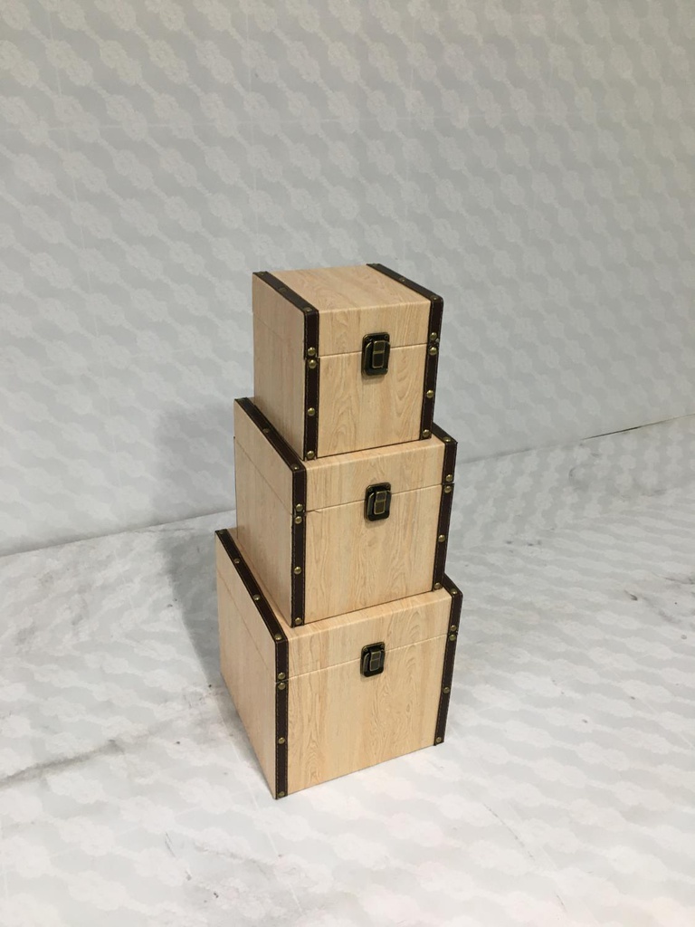 Scatola ecopelle 1-3 effetto legno quadro cm 22x22h22